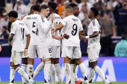 أنطونيو روديجر يحتفل بهدف لريال مدريد
