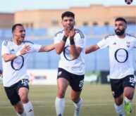 لاعبو الجونة يحتفلون بهدف الفوز على طلائع الجيش في الدوري المصري