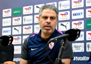 مدرب الزمالك السابق معتمد جمال يتحدث في مؤتمر صحفي