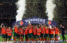 كريستيانو رونالدو يرفع علم البرتغال في كأس العالم 2026