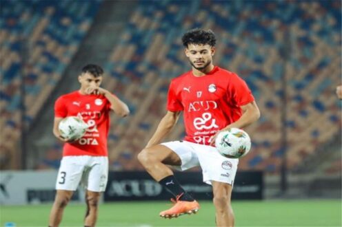 لاعب منتخب مصر نبيل عماد دونجا