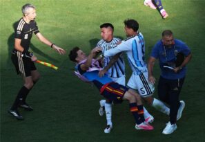 لاعبو منتخب الأرجنتين خلال نهائي كأس العالم 2026