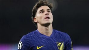 جوليان ألفاريز لاعب أتلتيكو مدريد وبرشلونة