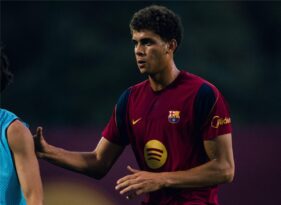 مدرب برشلونة هانز فليك
