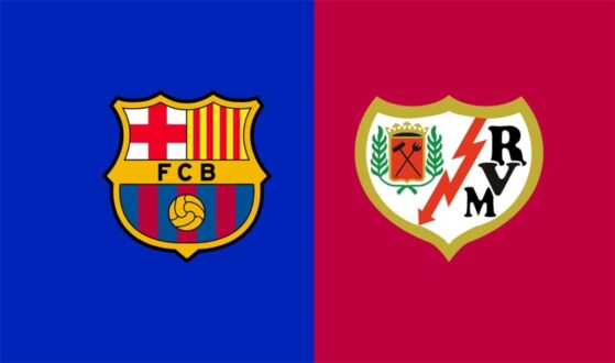 صورة تجمع لاعبي برشلونة ورايو فاليكانو خلال مباراة في الدوري الإسباني
