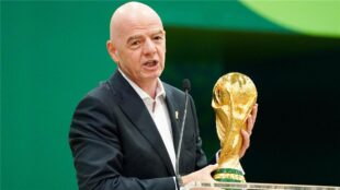 جياني إنفانتينو رئيس الفيفا