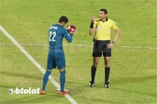 صورة لجهاد جريشة يتحدث في مقابلة تلفزيونية