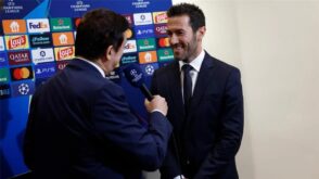 لاعبو مانشستر سيتي يحتفلون بهدف في دوري أبطال أوروبا