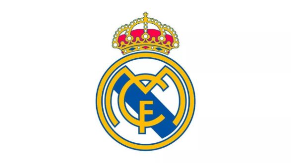 لاعب ريال مدريد الشاب جاكوبو أورتيجا يرتدي قميص ستراسبورج