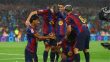 لاعبو برشلونة يحتفلون بهدف خلال مباراة في الدوري الإسباني