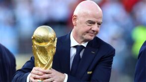 جياني إنفانتينو رئيس الاتحاد الدولي لكرة القدم (الفيفا)