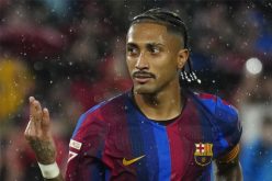 رافينها يجدد عقده مع برشلونة حتى 2030: التفاصيل الرسمية