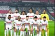 لاعب كرة قدم يرتدي قميص الزمالك يحتفل بهدف